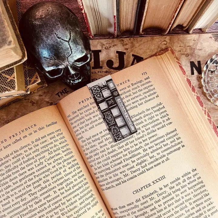 Conquest Journals - Waiting For the Night Magnetic Bookmarks