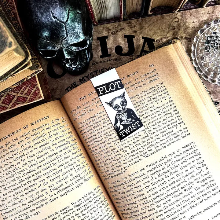 Conquest Journals - Waiting For the Night Magnetic Bookmarks